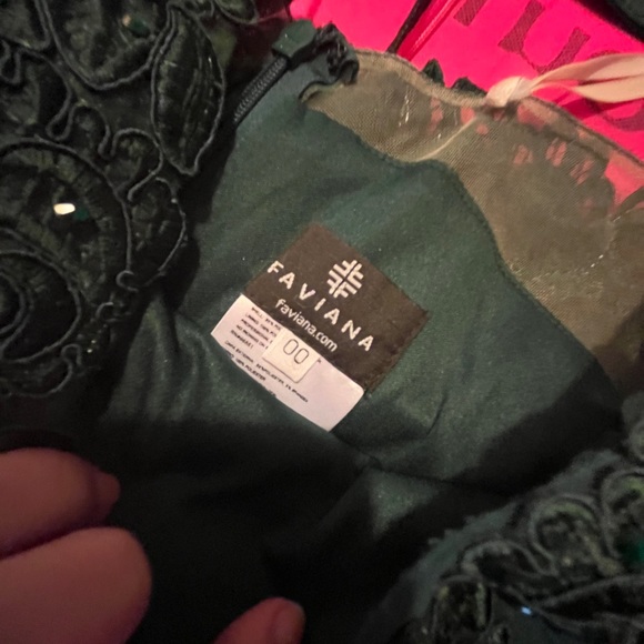 Emerald green dress 2 pc size 00 never worn - Picture 3 of 5